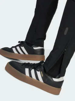 adidas Black Manchester United Trio 25 Competition Vis Tech Travel Trousers