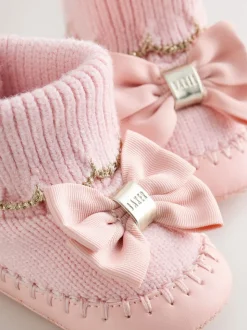Baby Girls Scallop Edge Knitted Padders Booties with Bow