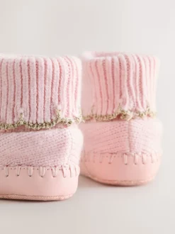 Baby Girls Scallop Edge Knitted Padders Booties with Bow