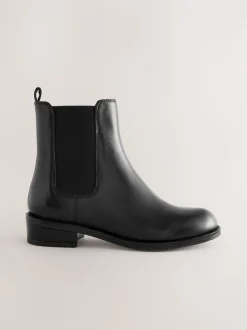 Black Leather Heeled Chelsea Boots