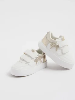 River Island White Girls Bow Charm Trainers