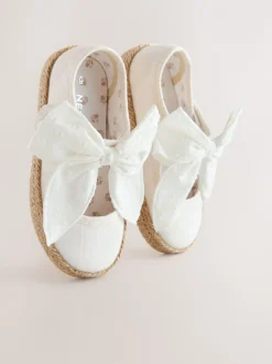 White Broderie Bow Touch And Fasten Strap Shoes