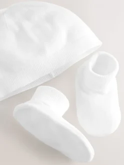 White Knitted Hat and Bootie Baby Set (0-9mths)